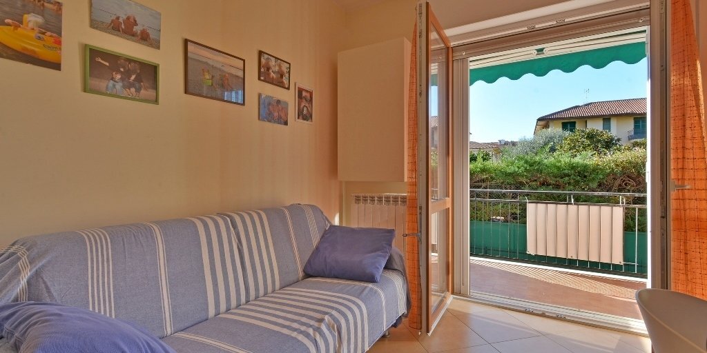 1.jpg - Two-room apartment Largo Parodi  1, San Bartolomeo al Mare - photo 2