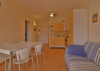 DSC_1241.jpg - Bilocale Largo Parodi  1, San Bartolomeo al Mare - foto 6