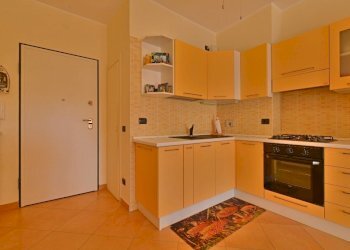 DSC_1253.jpg - Bilocale Largo Parodi  1, San Bartolomeo al Mare - foto 12