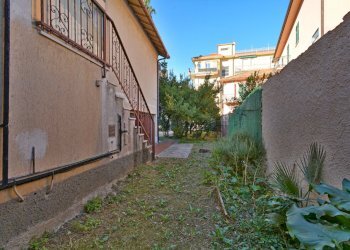 DSC_1188.jpg - Villa Via Indiani  19, Diano Marina - foto 17