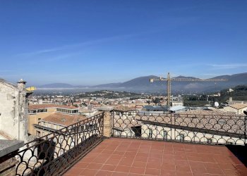 Appartamento Corso Giuseppe Mazzini, Spoleto - foto 1