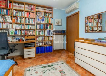 Quadrilocale Via Pier Francesco Mola, Milano - foto 25