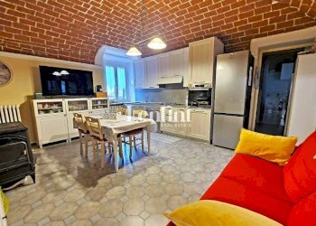 Salone - Villa strada Casale-Asti II, 90, San Giorgio Monferrato - foto 17