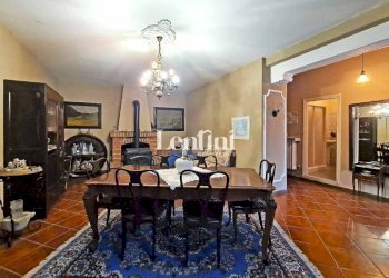 Salone - Villa strada Casale-Asti II, 90, San Giorgio Monferrato - foto 28