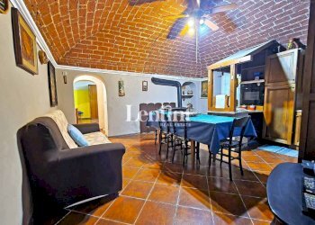 Salone - Villa strada Casale-Asti II, 90, San Giorgio Monferrato - foto 32