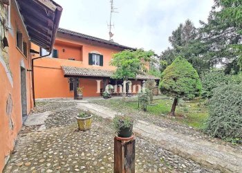 Giardino - Villa strada Casale-Asti II, 90, San Giorgio Monferrato - foto 39
