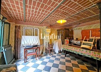 Salone - Villa strada Casale-Asti II, 90, San Giorgio Monferrato - foto 47