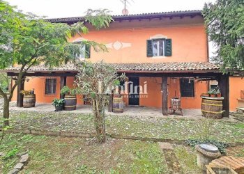 Facciata - Villa strada Casale-Asti II, 90, San Giorgio Monferrato - foto 2