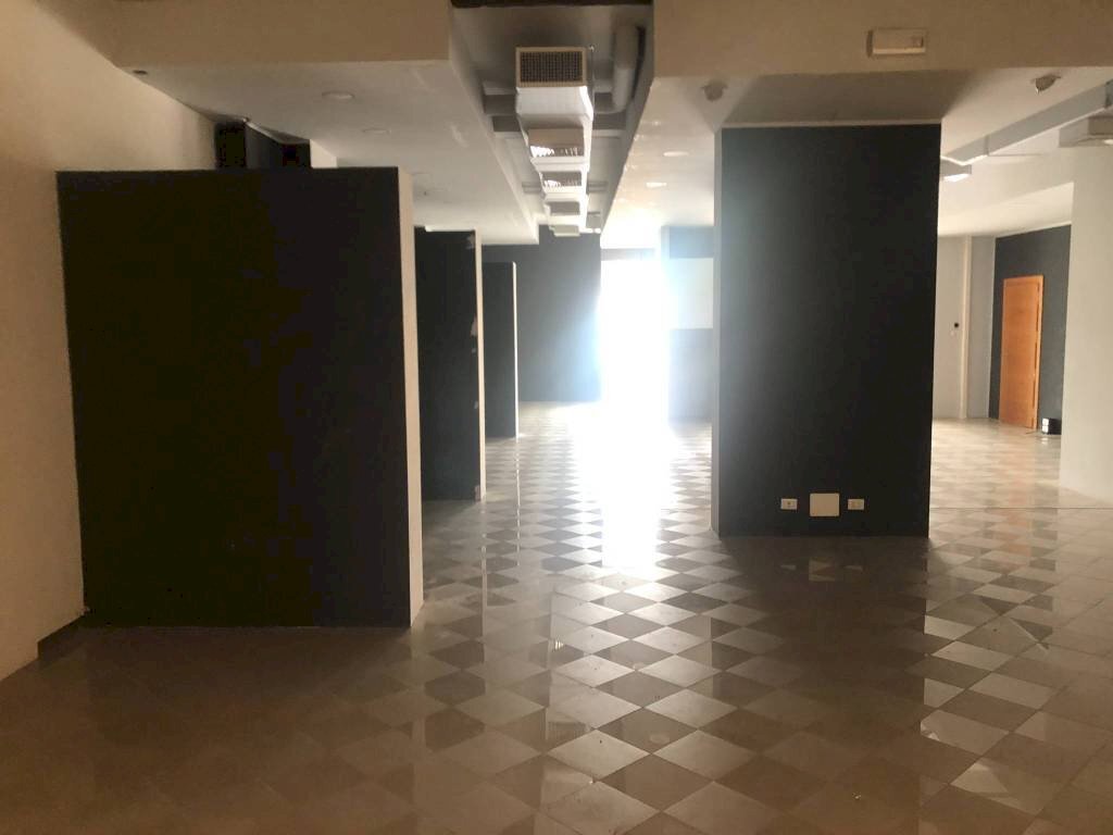 Interno non residenziale - Magazzino Volpago del Montello - foto 2