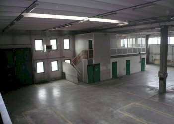 Interno non residenziale - Magazzino via Principale, Casier - foto 1