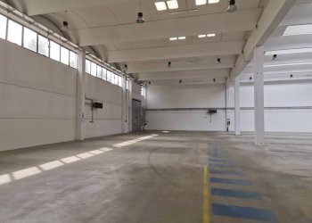 Interno non residenziale - Magazzino strada Provinciale Paullese, Peschiera Borromeo - foto 6