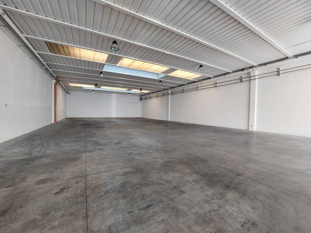 Interno non residenziale - Shed strada Feltrina, 268, Treviso - photo 2