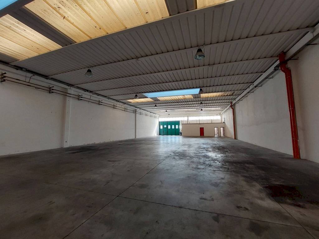 Magazzino - Shed strada Feltrina, 268, Treviso - photo 3