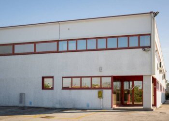 Facciata - Capannone via Brondi, Quinto di Treviso - foto 3