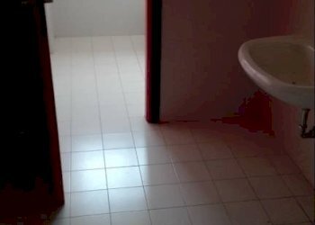 Bagno - Capannone via Brondi, Quinto di Treviso - foto 6