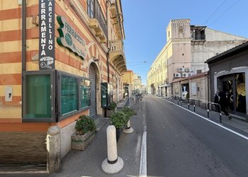 IMG_1209.jpeg - Locale Commerciale Via Progresso 39, Catanzaro - foto 2