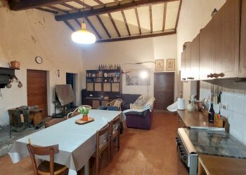 2villoreind.jpg - Casa Colonica Vicchio - foto 2