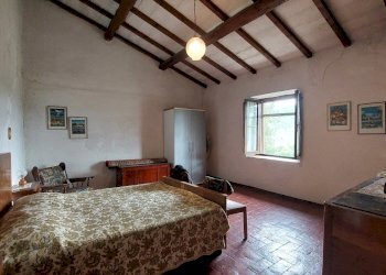 5villoreind.jpg - Casa Colonica Vicchio - foto 5