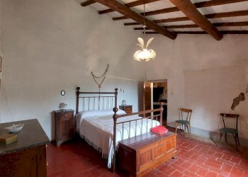 13villoreind.jpg - Casa Colonica Vicchio - foto 13