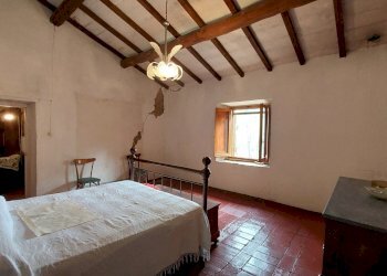 14villoreind.jpg - Casa Colonica Vicchio - foto 14