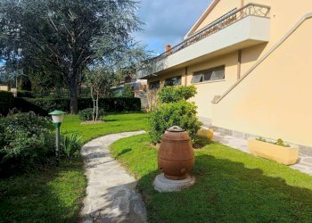 villadicomano3.jpg - Villa Dicomano - foto 2