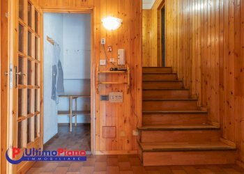 Villa Frazione Villes Dessus 1, Introd - photo 17