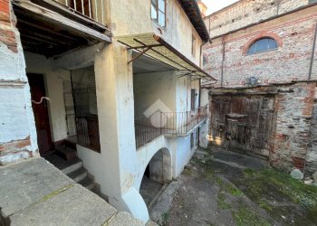Semi-detached house Via Mazzini, Sanfront - photo 8