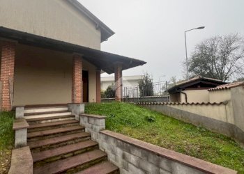 Villa a Schiera Via Giovanni Pascoli, Corbetta - foto 2
