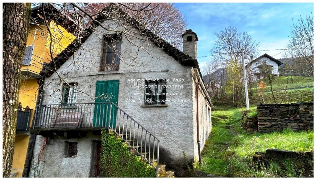 Facciata - Rustico via Fratelli Piazza, 81, Craveggia - foto 1