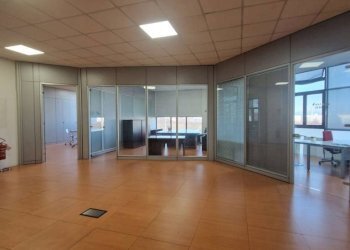 Ufficio - Shed via Alcide De Gasperi, 24, Lainate - photo 4