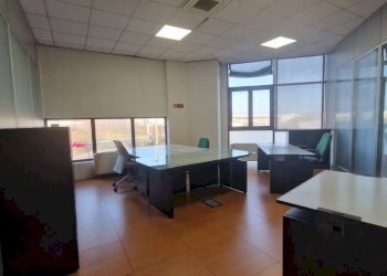 Ufficio - Shed via Alcide De Gasperi, 24, Lainate - photo 5