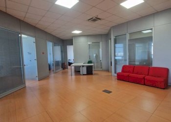 Ufficio - Shed via Alcide De Gasperi, 24, Lainate - photo 10