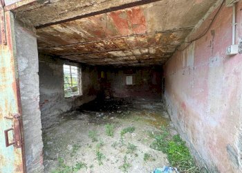 interno - Capannone Vezzano Ligure - foto 3