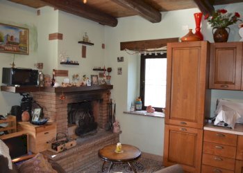 DSC_1360.JPG - Casale Sant'Agata Feltria - foto 9