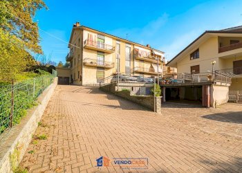 Stabile - Palazzo Santa Vittoria d'Alba - foto 3