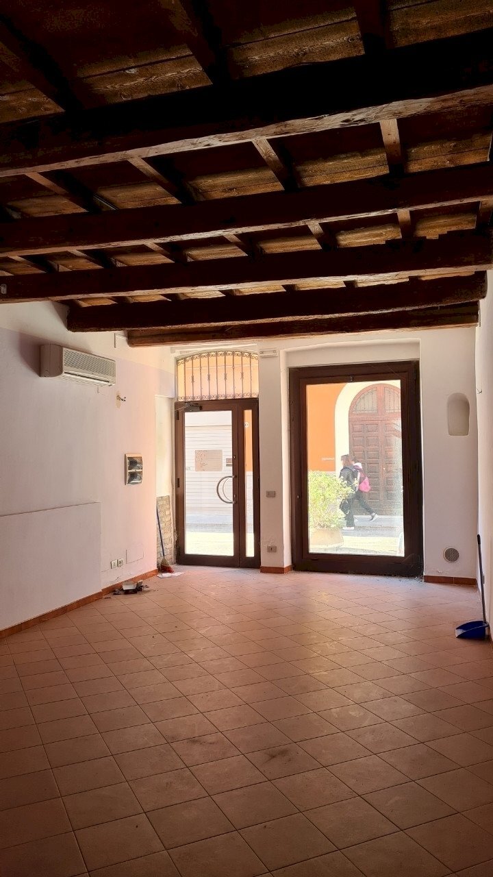 Negozio Ferrara - foto 3