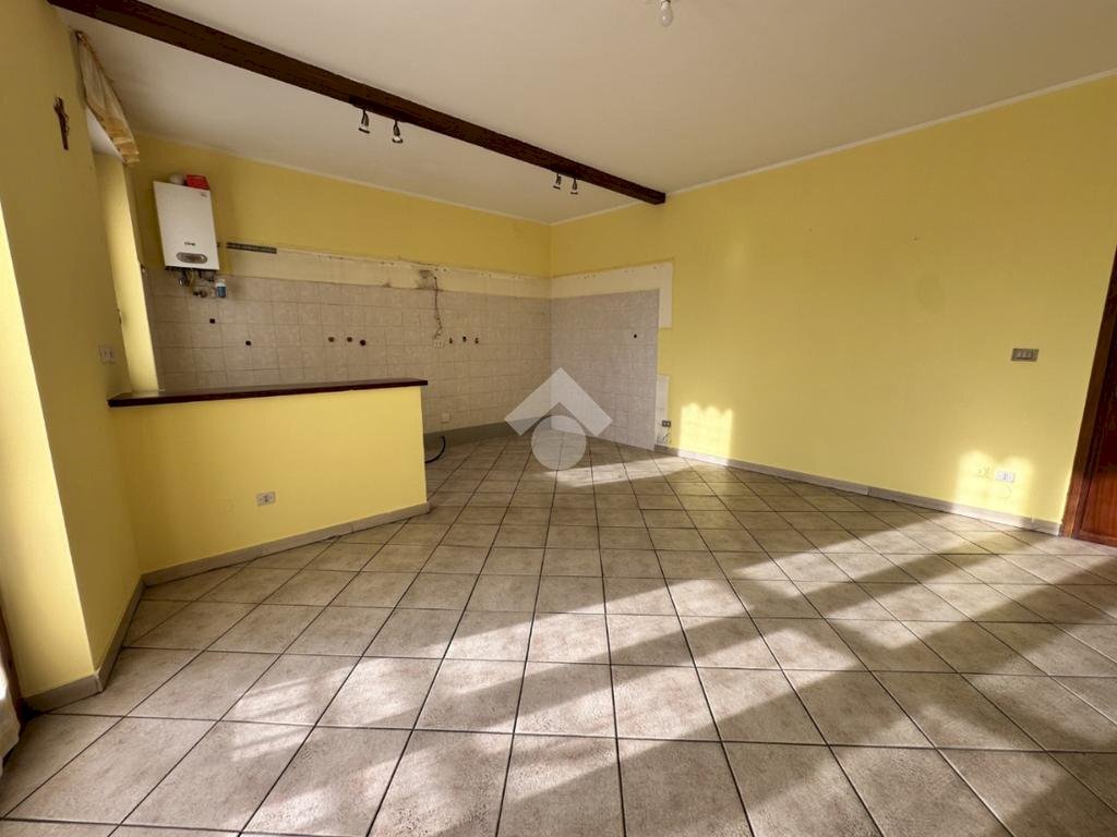 Four-room apartment Corso Santo Ignazio da Santhià, Santhià - photo 3