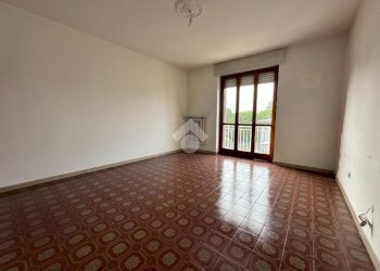 Four-room apartment Corso Santo Ignazio da Santhià, Santhià - photo 10