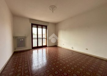 Four-room apartment Corso Santo Ignazio da Santhià, Santhià - photo 11