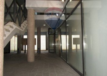 Ufficio Piazzale Teggia 
 Centro, Sassuolo, Sassuolo - foto 7