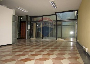 Ufficio Piazzale Teggia 
 Centro, Sassuolo, Sassuolo - foto 18