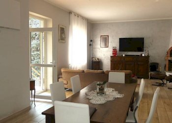 Salone - Appartamento via Andrea Corsini, Pino Torinese - foto 4