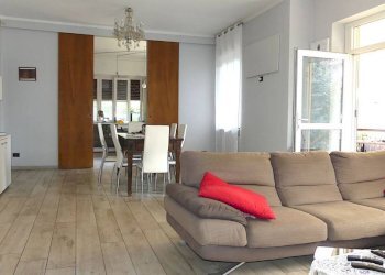 Salone - Appartamento via Andrea Corsini, Pino Torinese - foto 6