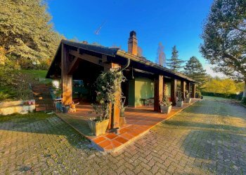 Facciata - Rustico strada Comunale Pennola, Brignano-Frascata - foto 3