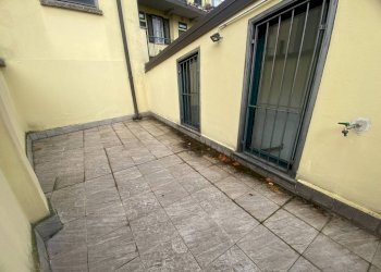 Balcone - Bilocale via Monviso, 36, Milano - foto 2