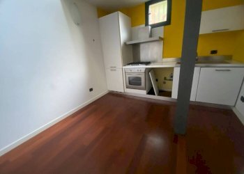 Cucina - Bilocale via Monviso, 36, Milano - foto 9