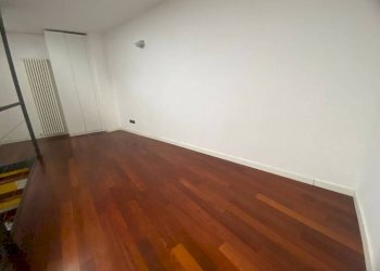 Stanza non arredata - Bilocale via Monviso, 36, Milano - foto 12