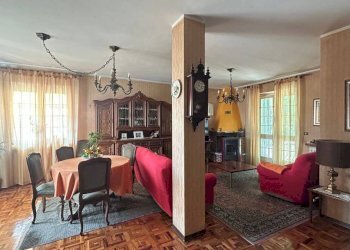 Salone - Villa via Camillo Benso di Cavour, Villanova Mondovì - foto 8