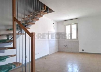 2_Zona giorno.jpg - Three-room apartment Bondeno - photo 2