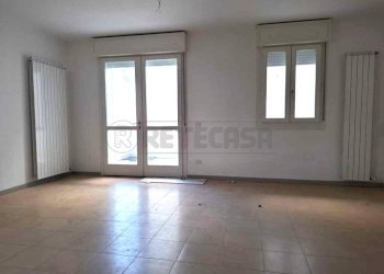 3_Zona giorno.jpg - Three-room apartment Bondeno - photo 3